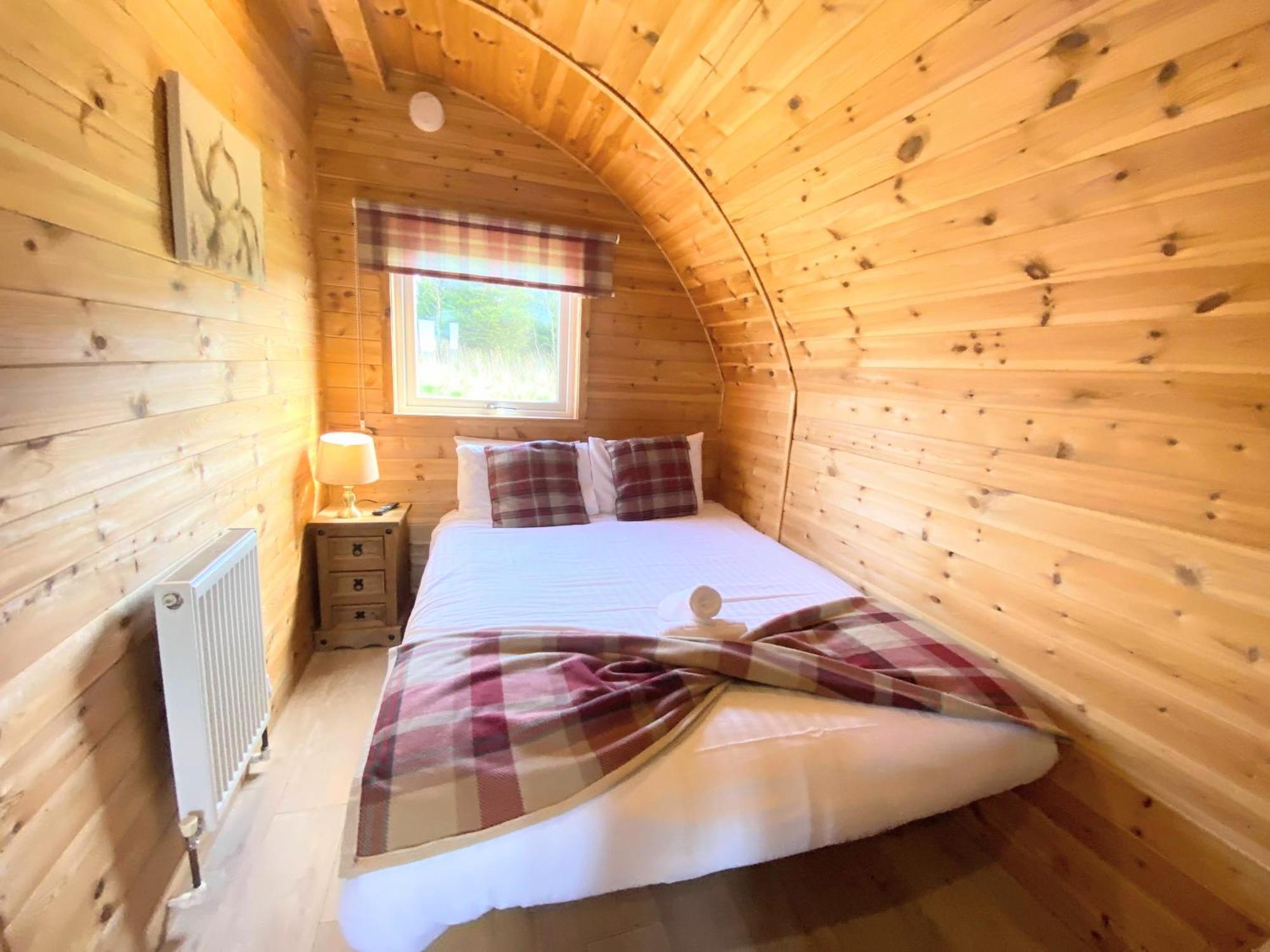 Вилла Pond View Pod 1 With Outdoor Hot Tub - Fife - Loch Leven - Lomond Hills Kelty Экстерьер фото
